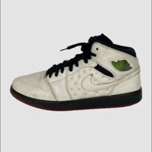 Nike Size 12 Air Jordan 1 Retro '97 White Black Toe 555069-101 Red Basketball